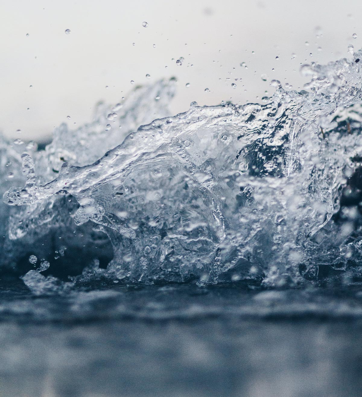 samara-doole-peaTniZsUQs-unsplash Wave of water